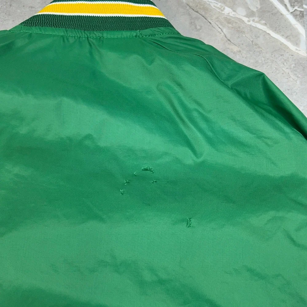 Vintage Notre Dame Fighting Irish Jacket Youth XL Distressed Windbreaker Patch